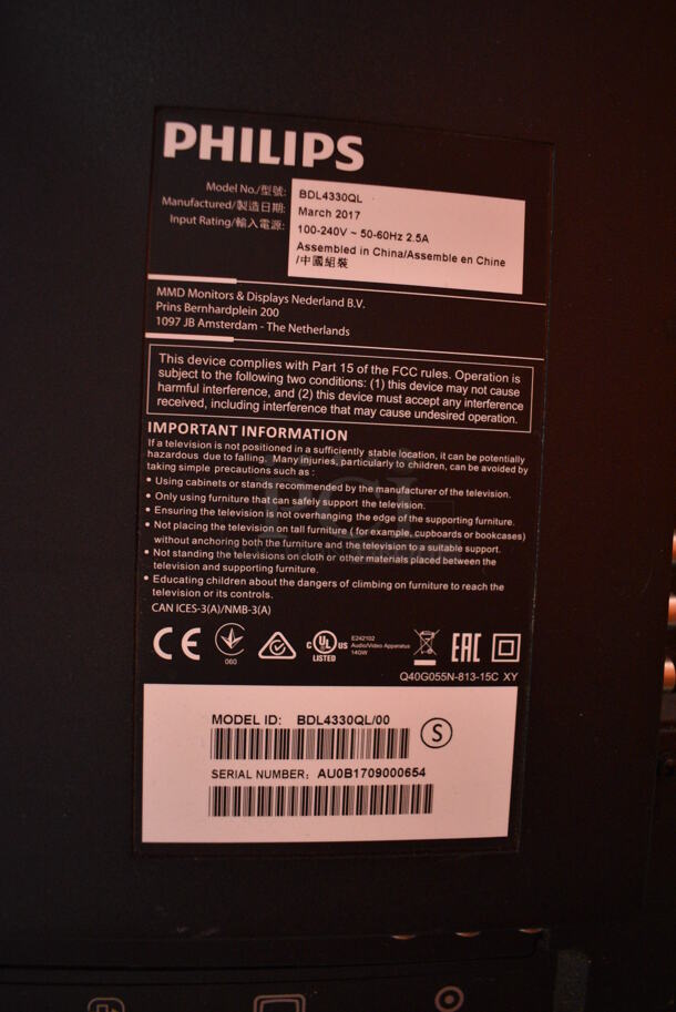 2017 Philips Model BDL4330QL 43" Television. Does Not Come w/ Power Cord. 100-240 Volts, 1 Phase. Buyer Must Pick Up - We Will Not Ship This Item. Tested and Working! - Image 5 of 7
