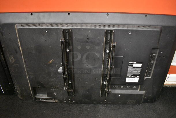 2017 Philips Model BDL4330QL 43" Television. Does Not Come w/ Power Cord. 100-240 Volts, 1 Phase. Buyer Must Pick Up - We Will Not Ship This Item. Tested and Working! - Image 6 of 7