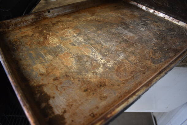 10 Metal Half Size Baking Pans. 13x18x1. 10 Times Your Bid! - Image 4 of 5