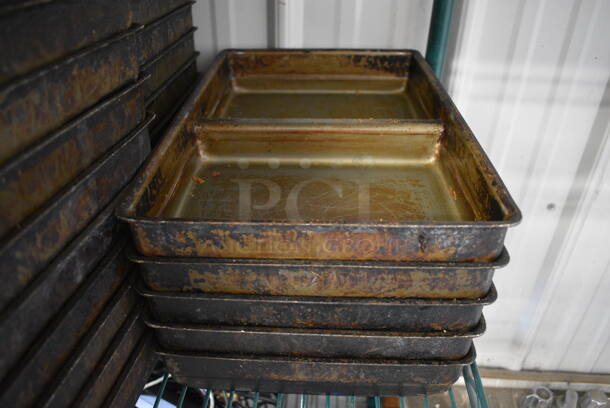5 Metal 2 Compartment Baking Pans. 10x15x2. 5 Times Your Bid!