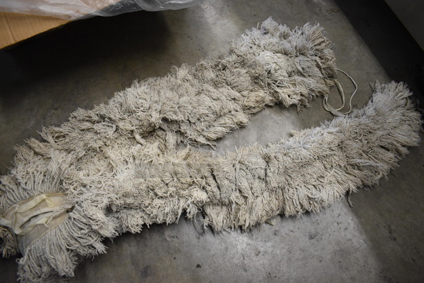 7 Dust Mop Heads. 74x10. 7 Times Your Bid! - Image 2 of 4