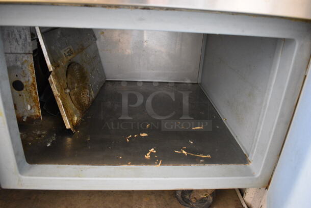 WOW! Delfield Stainless Steel Commercial Pizza Prep Table w/ Cutting Board, 2 Lids, 4 Drawers and Door on Commercial Casters. 83x36x40. Tested and Working! - Image 6 of 7