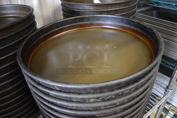 15 Metal Round Baking Pans. 15x15x2. 15 Times Your Bid! - Image 4 of 6