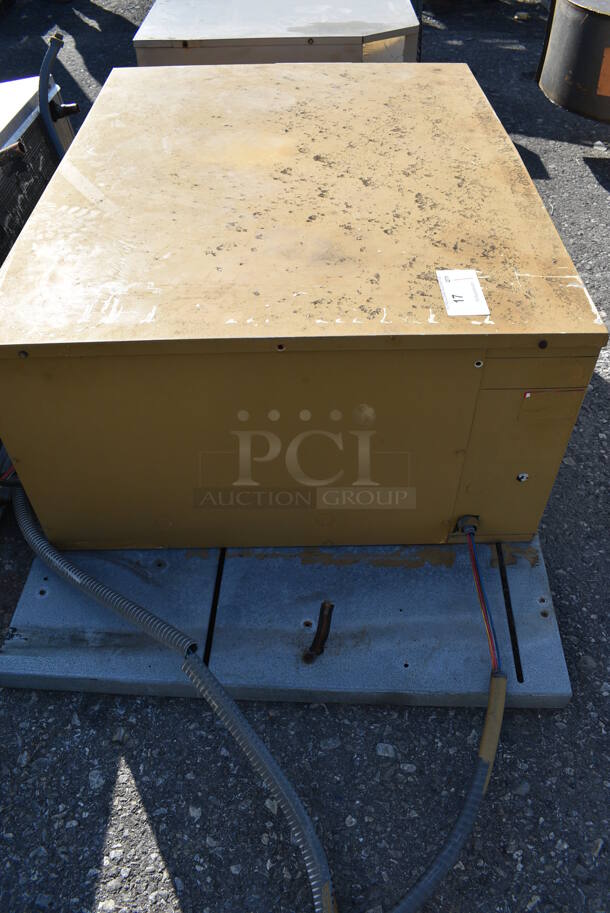 Metal Commercial Compressor for Walk In. 208-230 Volts, 3 Phase. 59x30x18 - Image 3 of 6