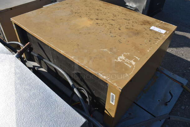 Metal Commercial Compressor for Walk In. 208-230 Volts, 3 Phase. 59x30x18 - Image 4 of 6