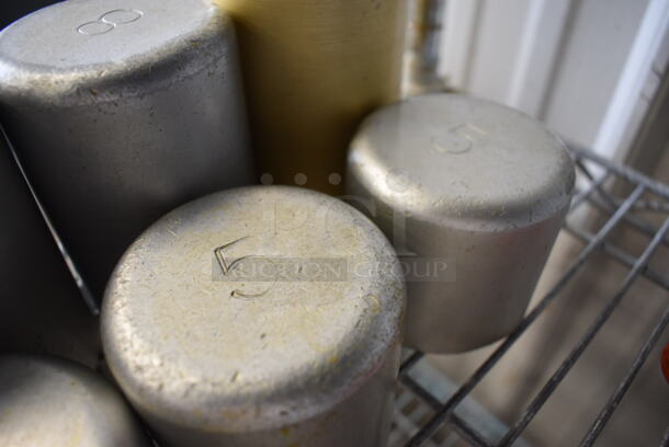9 Various Metal Round Cutters. Includes 3x3x1.5. 9 Times Your Bid! - Image 4 of 6