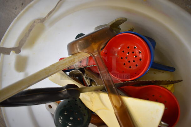 ALL ONE MONEY! Lot of Various Items Including Poly Straining Scoops in Poly Bin! - Image 3 of 4