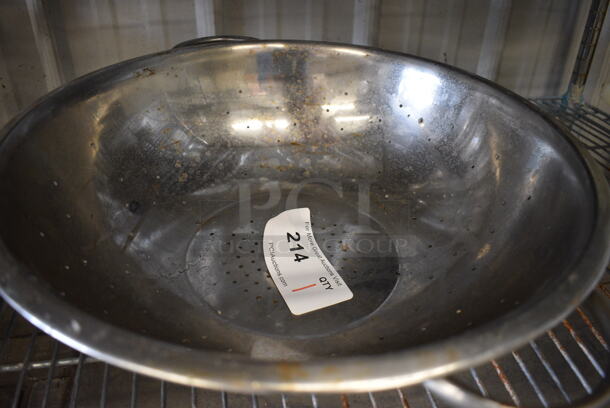 Metal Colander. 19x16x6 - Image 2 of 3