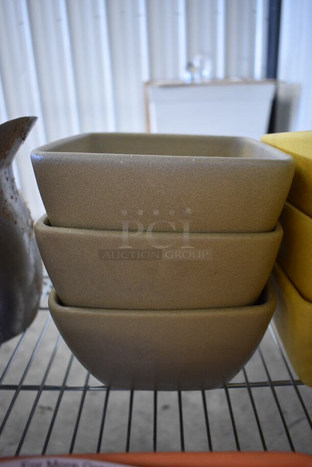 4 Bowls; 3 Brown and 1 Orange. 6.75x6.75x4. 4 Times Your Bid! - Image 2 of 3