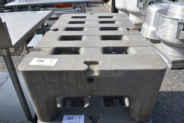 Gray Poly Dunnage Rack. 36x22x12