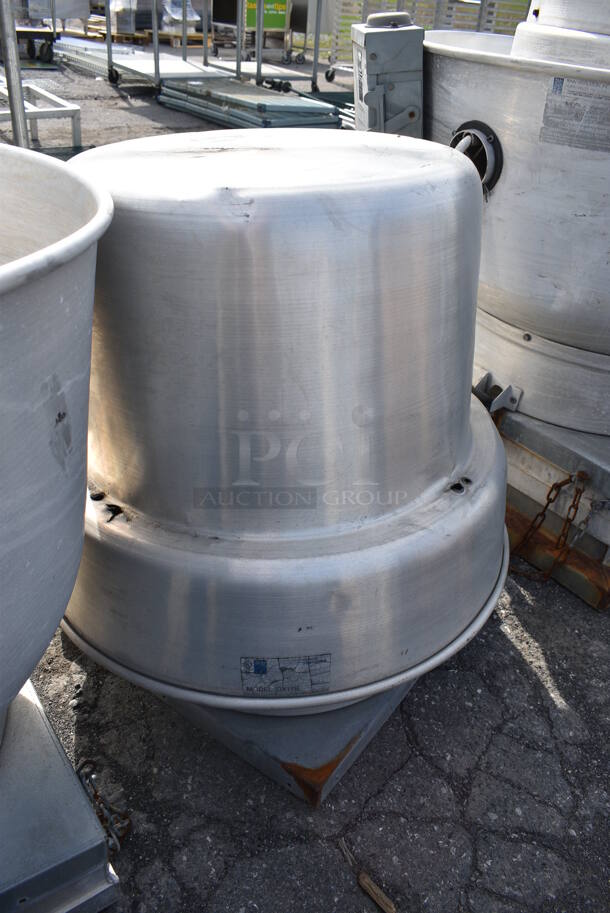 Penn Ventilation Model DX11B Metal Commercial Rooftop Mushroom Exhaust Fan. 110 Volts, 1 Phase. 24x24x29 - Image 4 of 5