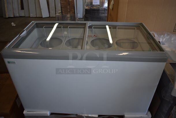 BRAND NEW! Excellence Model HB-14HCD Metal Commercial Chest Freezer Merchandiser w/ 2 Sliding Lids. Comes w/ Canopy Installation Addition! Stock Picture Used As Gallery. 110-120 Volts, 1 Phase. 51x27x30. Tested and Working! - Image 2 of 12