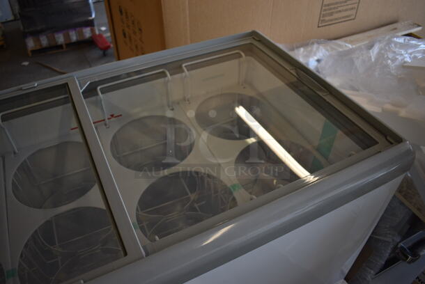 BRAND NEW! Excellence Model HB-14HCD Metal Commercial Chest Freezer Merchandiser w/ 2 Sliding Lids. Comes w/ Canopy Installation Addition! Stock Picture Used As Gallery. 110-120 Volts, 1 Phase. 51x27x30. Tested and Working! - Image 5 of 12