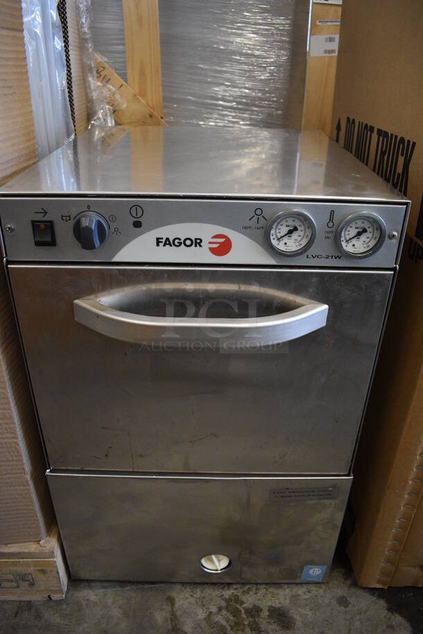 BRAND NEW! Fagor Model LVC-21W Stainless Steel Commercial Undercounter Dishwasher. 208/220/240 Volts, 1 Phase. 18.5x23x28.5