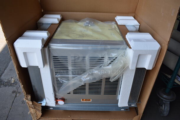 BRAND NEW! Hoshizaki Model URC-6F Metal Commercial Remote Condenser for Ice Head. 115 Volts, 1 Phase. 26x18x19