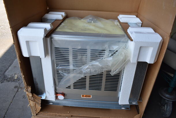 BRAND NEW! Hoshizaki Model URC-6F Metal Commercial Remote Condenser for Ice Head. 115 Volts, 1 Phase. 26x18x19 - Image 4 of 6