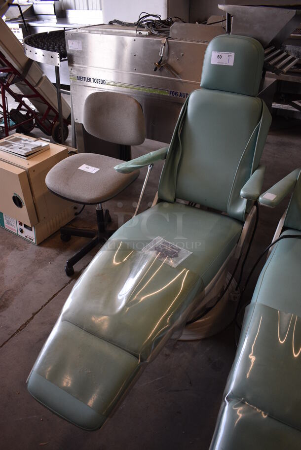 Ritter Model H3L Reclining Green Dentist Chair. 115 Volts, 1 Phase. 24x52x48. Tested and Working! - Image 3 of 7