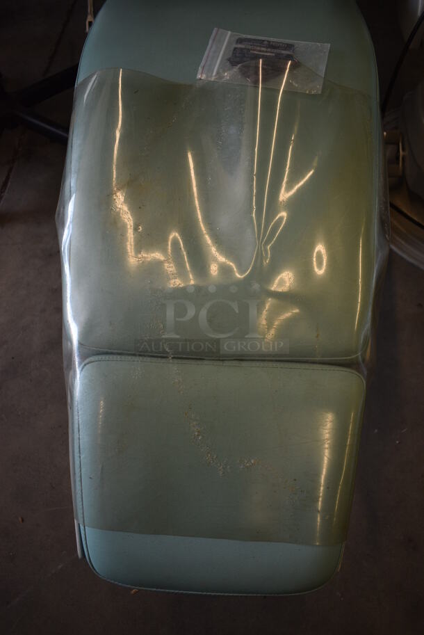 Ritter Model H3L Reclining Green Dentist Chair. 115 Volts, 1 Phase. 24x52x48. Tested and Working! - Image 5 of 7