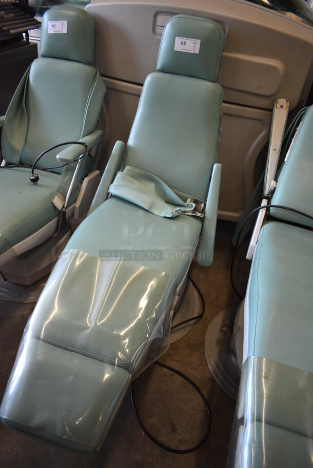 Ritter Model H3L Reclining Green Dentist Chair. 115 Volts, 1 Phase. 24x52x48. Tested and Working! - Image 4 of 7