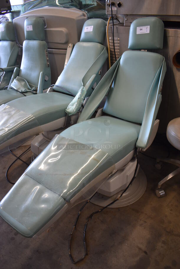 Ritter Model H3L Reclining Green Dentist Chair. 115 Volts, 1 Phase. 24x52x48. Tested and Working! - Image 3 of 6