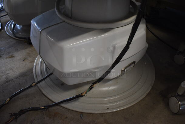 Ritter Model H3L Reclining Green Dentist Chair. 115 Volts, 1 Phase. 24x52x48. Tested and Working! - Image 5 of 6