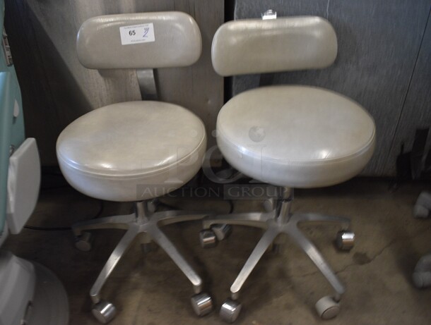 2 Gray Office Chairs on Casters. 17x18x31. 2 Times Your Bid!
