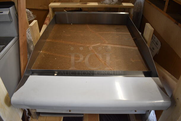BRAND NEW! American Range Model ARMG-124-24 Stainless Steel Commercial Propane Gas Powered Flat Top Griddle. 24x33x14 - Image 4 of 8