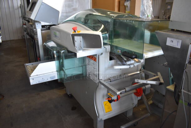 WOW! Mettler Toledo Model 0647 Solo Max Commercial Floor Style Scale Machine w/ Monitor. Goes GREAT w/ Items 77 and 78! 208 Volts, 1 Phase. 66x48x64 - Image 2 of 7