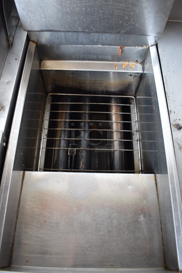 NICE! Baker's Pride Model BPF-4050N Stainless Steel Commercial Floor Style Natural Gas Powered Deep Fat Fryer. 114,000 BTU. 15.5x33x46 - Image 4 of 6