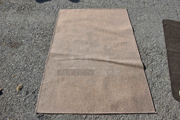 Brown Rug. 40x60