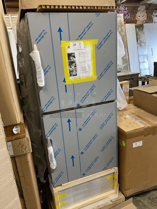 BRAND NEW! Beverage Air Model RI18HC-HS-26 Stainless Steel Commercial 2 Half Size Door Reach In Cooler. 115 Volts, 1 Phase. 26.5x30x69.5. Tested and Working! - Image 4 of 8
