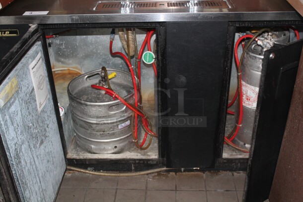 FABULOUS! True Model TDD-3 Commercial 2 Section Direct Draw Kegerator. Holds 3 Kegs, 2 Taps. 69x27x62. 115V.60Hz. Working When Closed! Buyer Must Remove! - Image 3 of 4