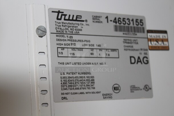 TERRIFIC! True Model T-23 Commercial Stainless Steel Single Door Reach In Refrigerator/Cooler On Commercial Casters. 27x30x83. 115V/60Hz. Working When Closed! Buyer Must Remove!  - Image 2 of 5