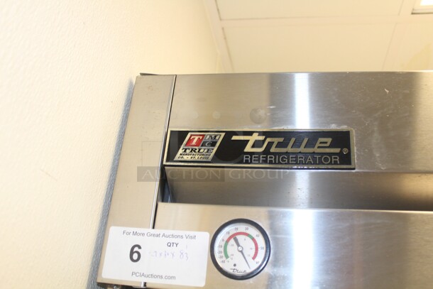 TERRIFIC! True Model T-23 Commercial Stainless Steel Single Door Reach In Refrigerator/Cooler On Commercial Casters. 27x30x83. 115V/60Hz. Working When Closed! Buyer Must Remove!  - Image 4 of 5