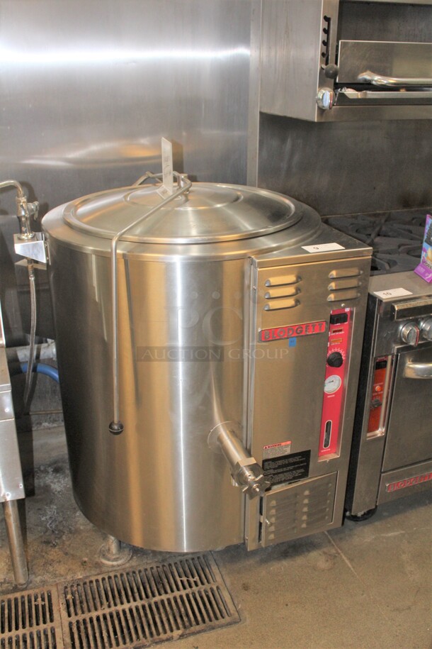 AWESOME! Blodgett Commercial Stainless Steel Natural Gas Tri Leg Stationary Steam Kettle. 45x44x48. Working When Closed! Buyer Must Remove!
