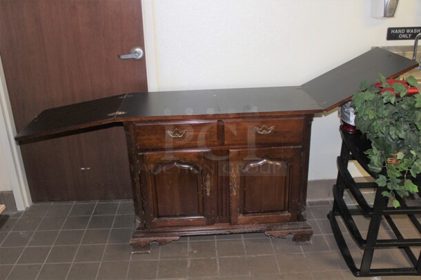 NICE! Wooden Sideboard With Extendable Top. 40x18x33 - Image 2 of 6