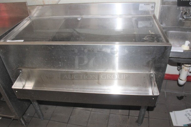 WOW! Krowne Model 18-36DP Commercial Stainless Steel Cocktail Station/Ice Bin With Speed Rail. 36x22x33