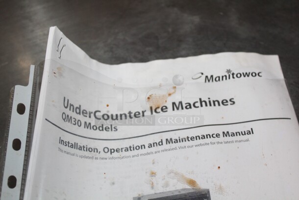 GREAT FIND! Manitowoc Model QM30 Commercial Self Contained Air Cooled Undercounter Ice Machine. 20x24x36. 115V/60Hz. Working When Closed! Buyer Must Remove! - Image 4 of 4