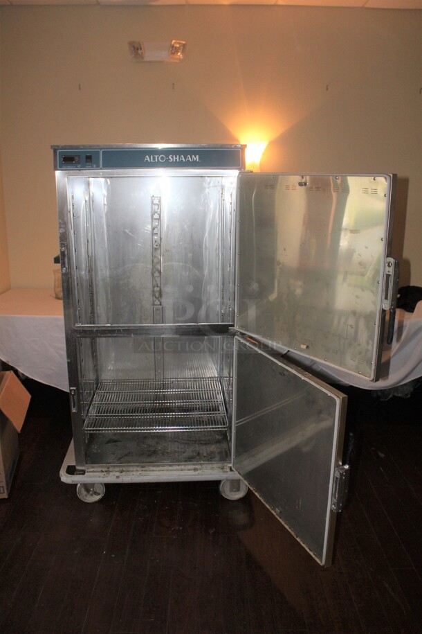SUPER FIND! Alto Shaam Model 1000-BQ2/96 Commercial Stainless Steel 96 Plate Capacity Heated Banquet/Holding Cart. 36x28.5x67 125V/60Hz. Unable To Test Due To Missing Plug.  - Image 2 of 5