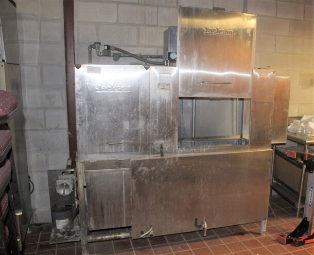 Large commercial conveyor dishwasher system for high-volume operations