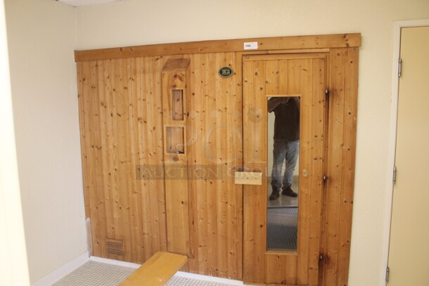 WOW! Lagerholm Finnsauna Sauna. 94x75x80. 400V. Working When Closed! Buyer Must Remove. 