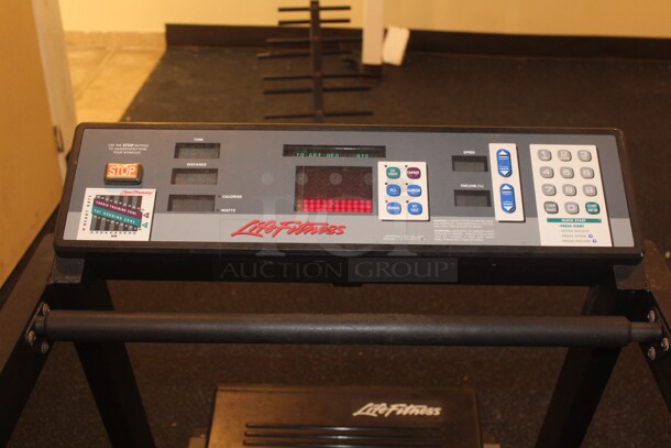 SUPER FIND! Life Fitness Treadmill. 29x29x48. Working When Removed! Buyer Must Remove.  - Image 3 of 3