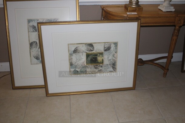 ALL ONE MONEY! 4 Artwork Prints, Console Table, Lamp, Flower Arrangement. Buyer Must Remove.  - Image 4 of 7