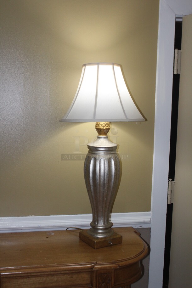 NICE! 2 Console Tables, Lamp Included. 2X Your Bid!  - Image 4 of 4