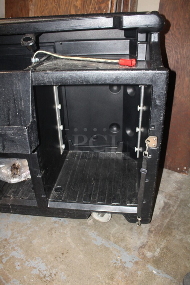GREAT! Cambro Portable Bar. 72X30X48.  - Image 9 of 10