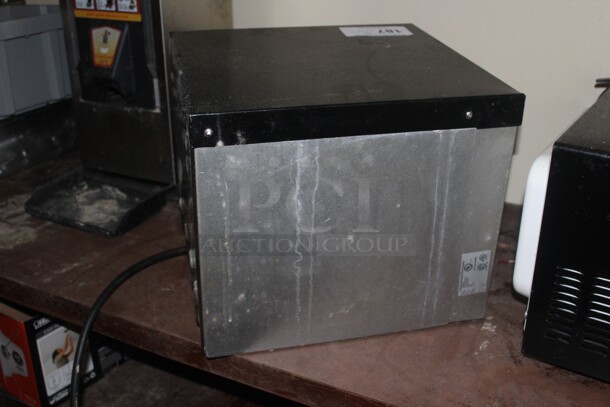 GREAT! APW Wyott Model AT-EXPRESS Commercial Conveyor Toaster. 15x18x13. 120V/60Hz. Working When Closed! - Image 4 of 6