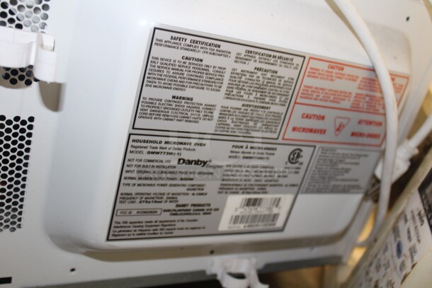 GREAT! Danby Model DMW773W Countertop Microwave. 18x12x11.5. 120V/60Hz. Working When Removed!  - Image 4 of 6