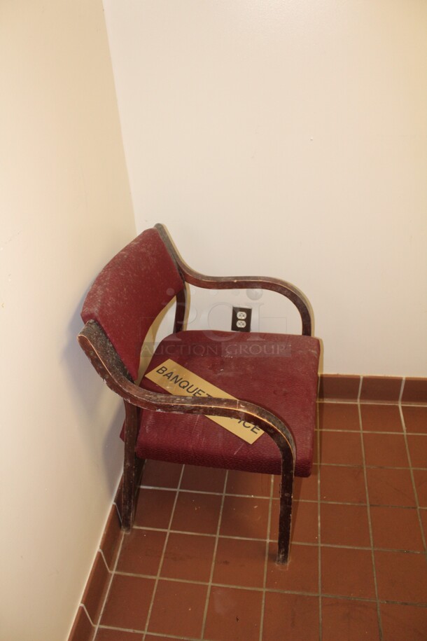 ALL ONE MONEY! Entire Contents Of Room Seen In Photos. Buyer Must Remove.  - Image 4 of 5