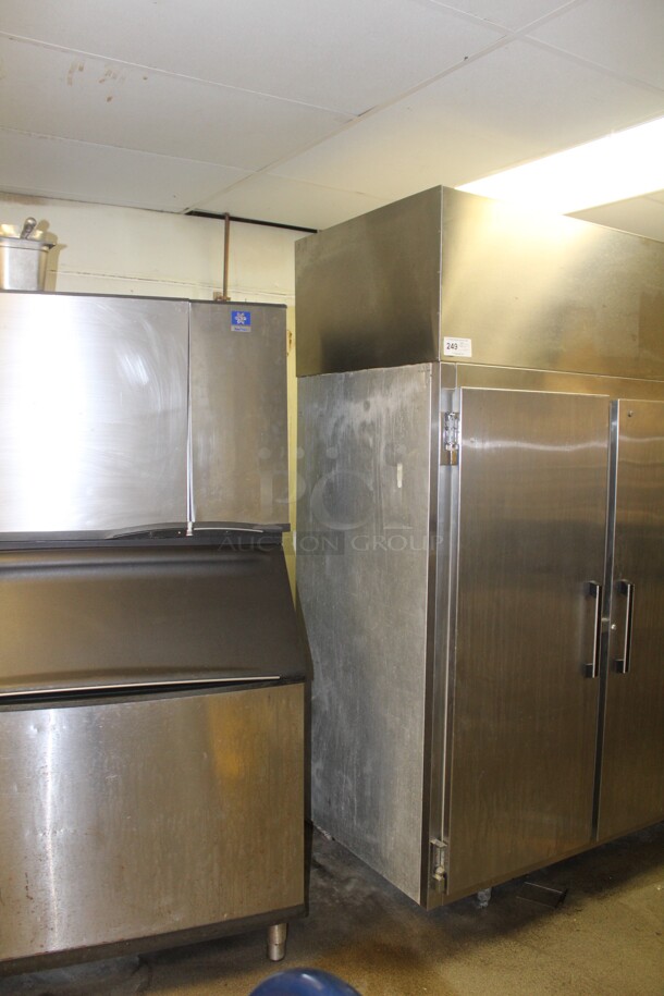 FABULOUS! Victory Model AF-72-S5 Commercial Stainless Steel Triple Door Reach In Freezer. 77x34x89. 208V.60Hz.3 Phase. Hardwired. Working When Closed! Buyer Must Remove. - Image 6 of 6
