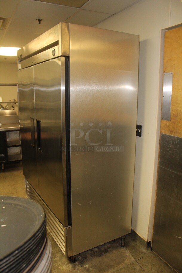 FABULOUS! True Model T-49 Commercial Stainless Steel Double Door Refrigerator/Cooler On Commercial Casters. 54x30x83. 115V/60Hz. Working When Closed! Buyer Must Remove. - Image 5 of 7